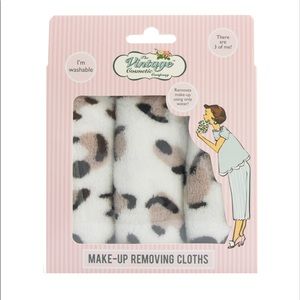 Make up remover towels